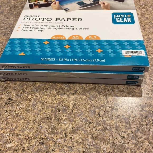 Never Opened 3 Packs Pen + Gear Glossy Photo Paper 8.5x11 50 Sheets Per Pack - Picture 2 of 12